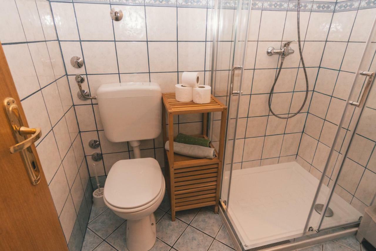לובראן Apartments Micic מראה חיצוני תמונה